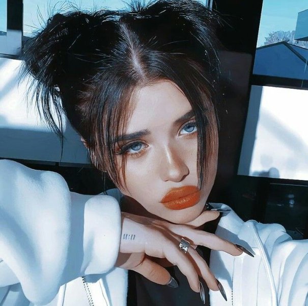 خلفيات بنات انستا 05.jpg