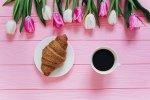 Tulips_Coffee_Croissant_Cup_601833_600x400.jpg