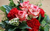 desktop-wallpaper-plants-flowers-roses-bouquets.jpg